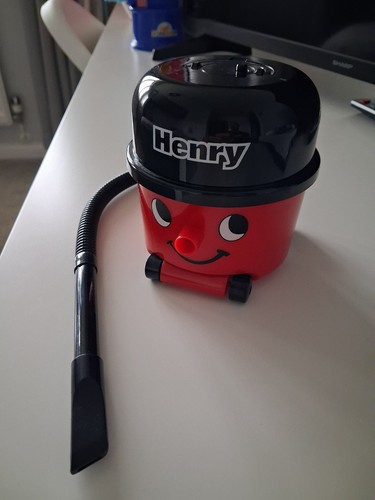 Paladone henry hoover red - henry,