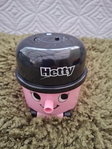 Cute iconic henry hetty - henry, desk